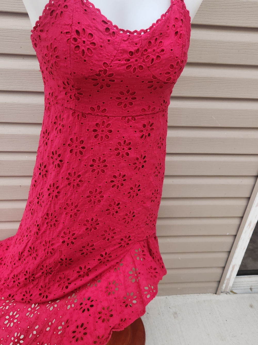 Lulu's Crimson Eyelet Asymmetrical Midi Dress Medium - Picture 7 of 15